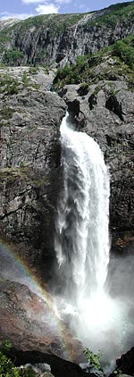 Manafossen waterfall (Månafossen)